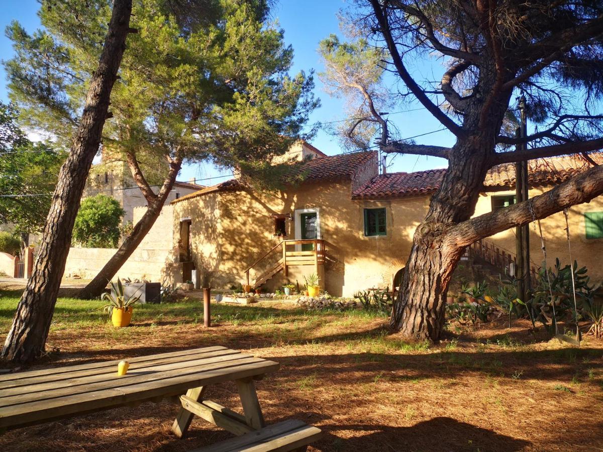 Maison Entiere Hameau Monastir Del Camp Passa Eksteriør bilde